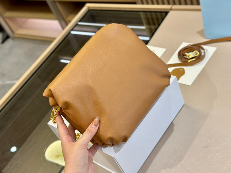 Luxurious Totes - LW-CH Bags - 036