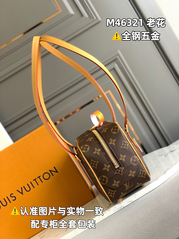 LOV - Luxurious Totes - 806