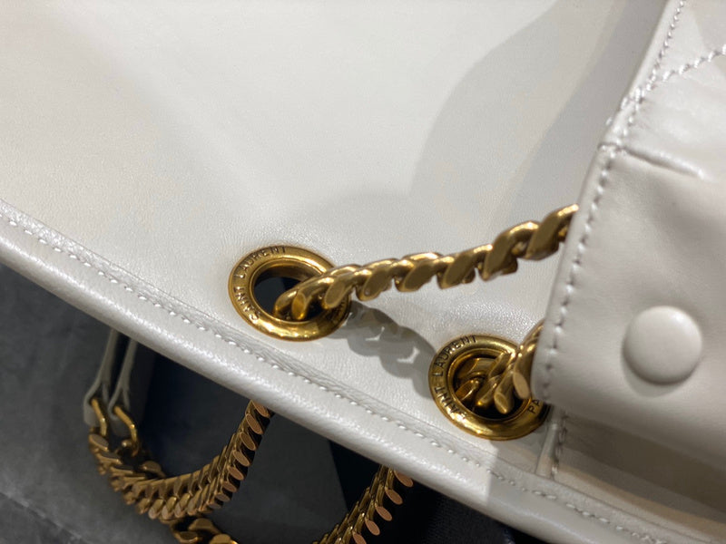 Luxurious Totes - Latest - 8282