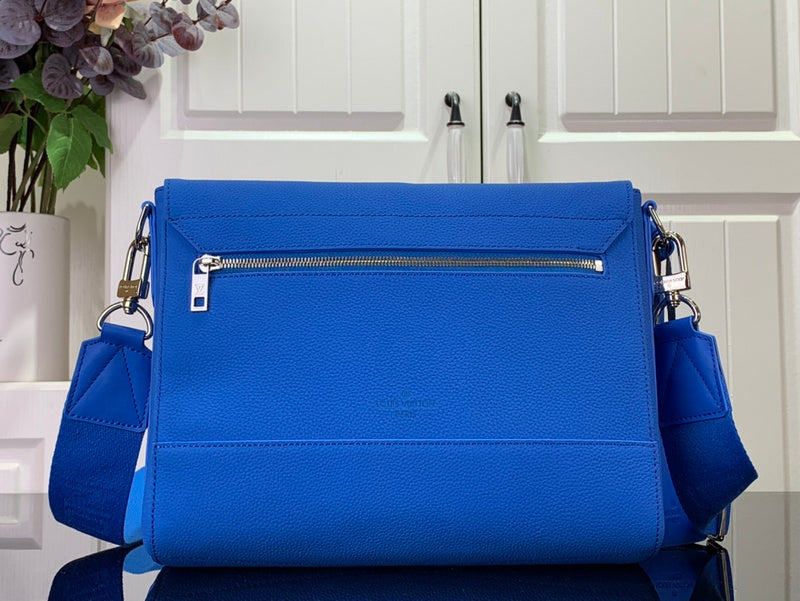 LOV - Luxurious Totes - 102