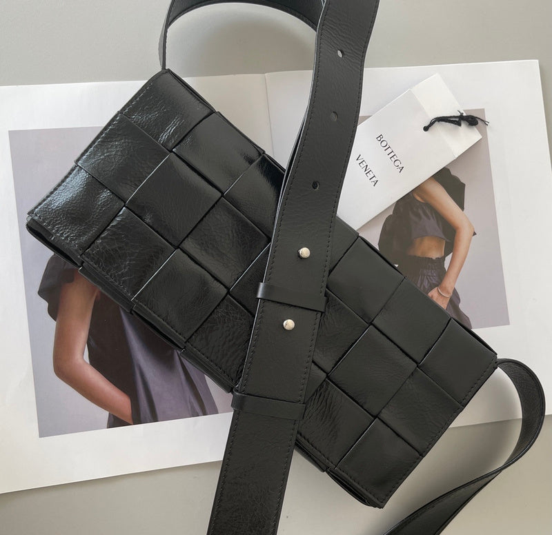 Luxurious Totes - Latest - 7000