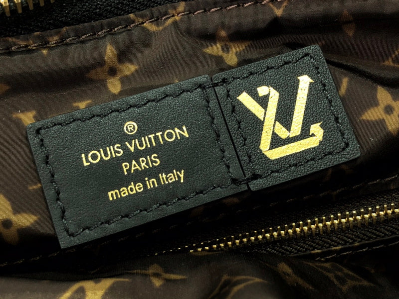 LOV - Luxurious Totes - 1989