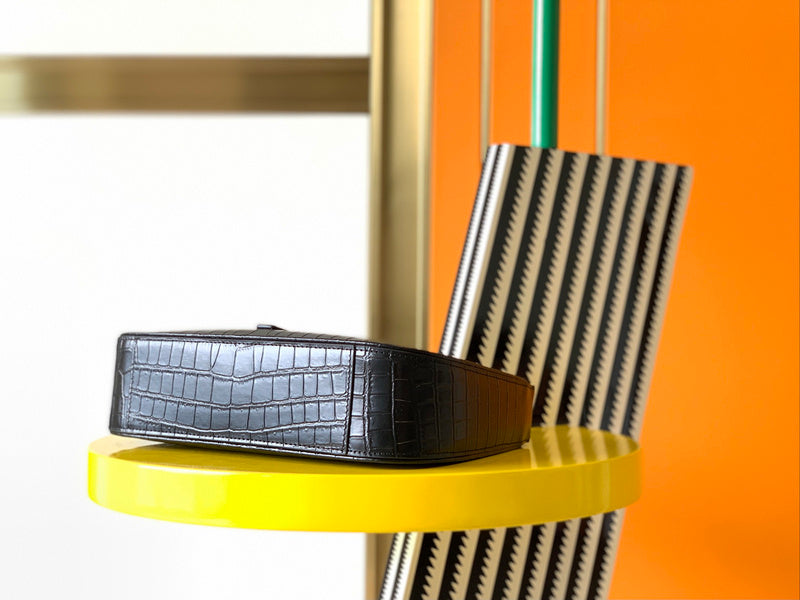Luxurious Totes - Latest - 8583
