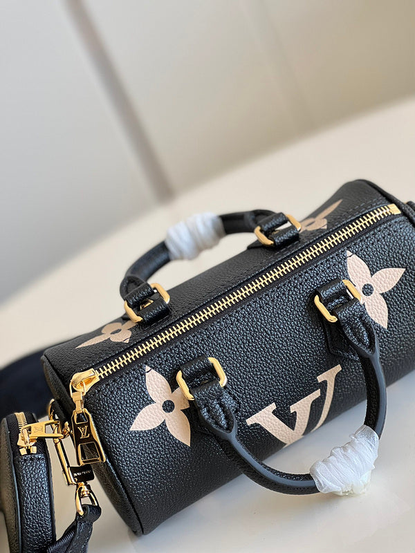 LOV - Luxurious Totes - 2057