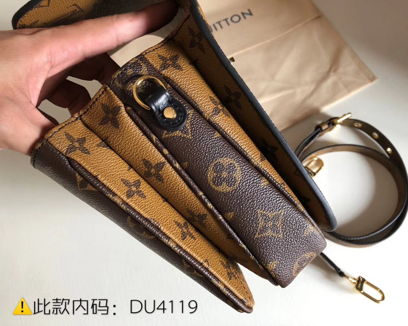Luxurious Totes - Latest - 2405