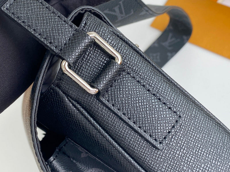 LOV - Luxurious Totes - 2439