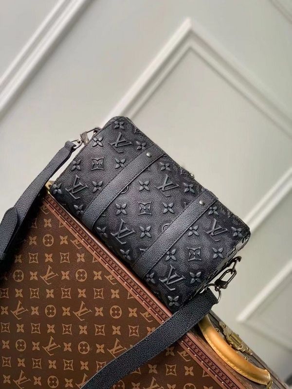 LOV - Luxurious Totes - 816