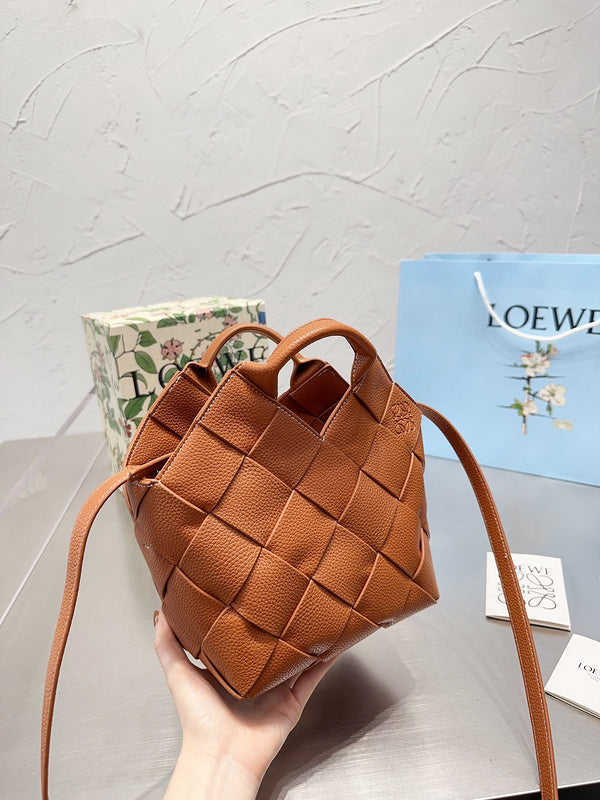 Luxurious Totes - LW-CH Bags - 051