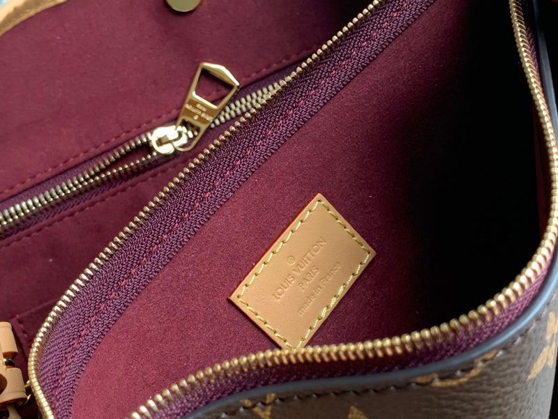 LOV - Luxurious Totes - 892