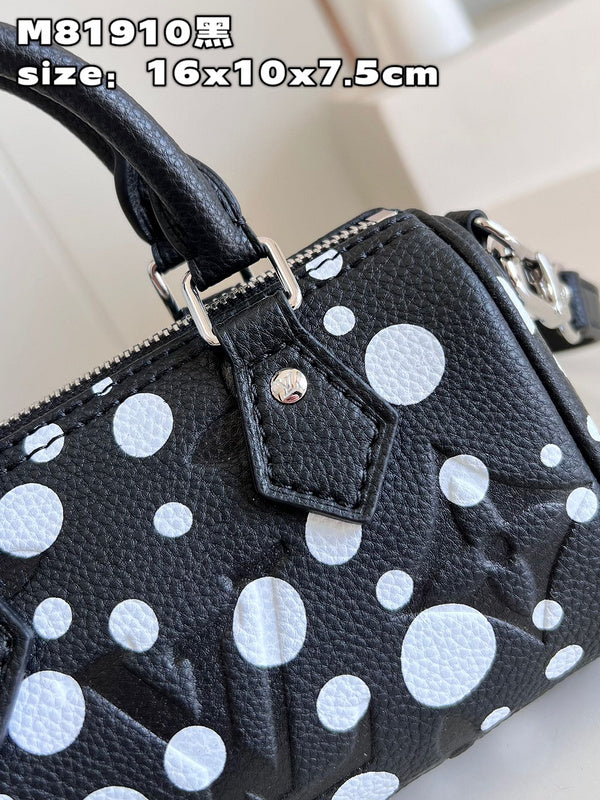 LOV - Luxurious Totes - 768