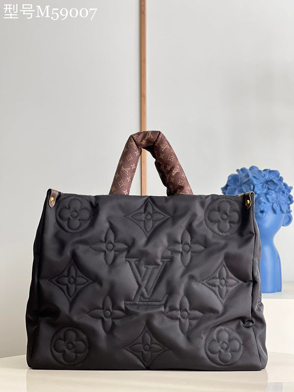 LOV - Luxurious Totes - 2116