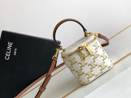 Luxurious-Totes - CLE Bags - 838