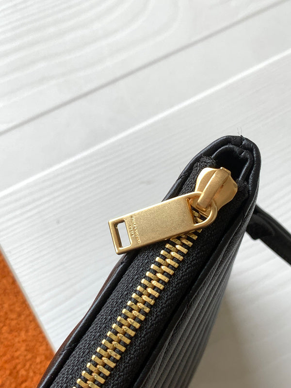 Luxurious Totes - Latest - 8659