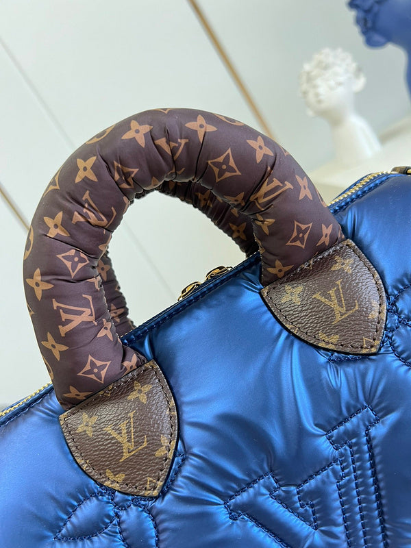 LOV - Luxurious Totes - 960