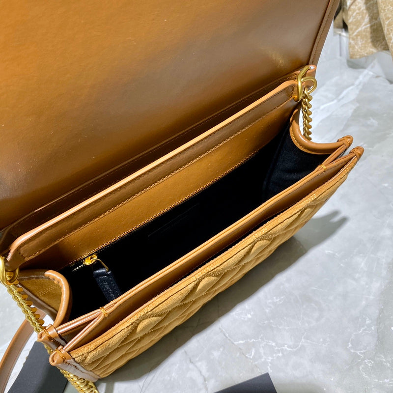 Luxurious Totes - Latest - 8405