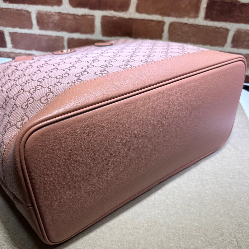 GUI - Luxurious Totes - 157