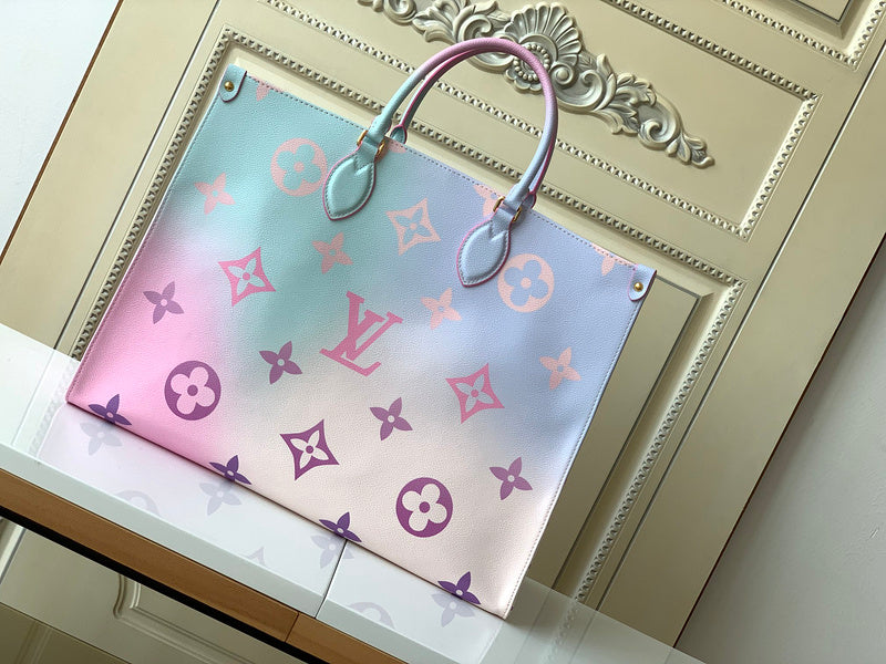 LOV - Luxurious Totes - 1616