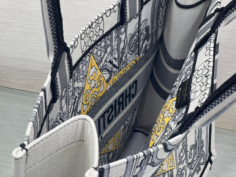 Luxurious Totes - Latest - 6257