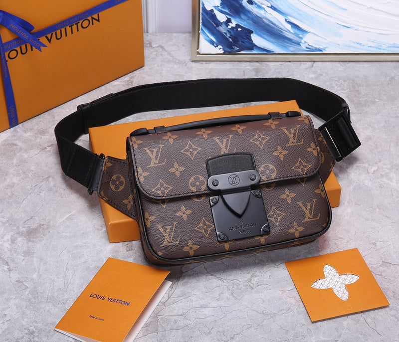 LOV - Luxurious Totes - 1974