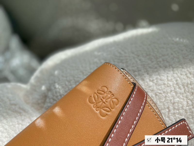 Luxurious Totes - LW-CH Bags - 030