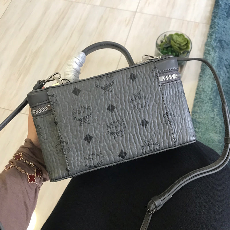Luxurious Totes - Latest - 7830
