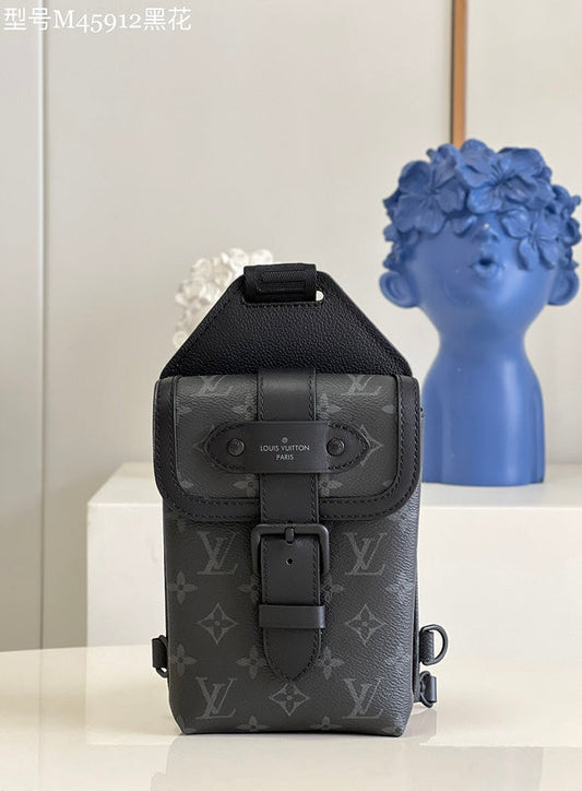 LOV - Luxurious Totes - 1786