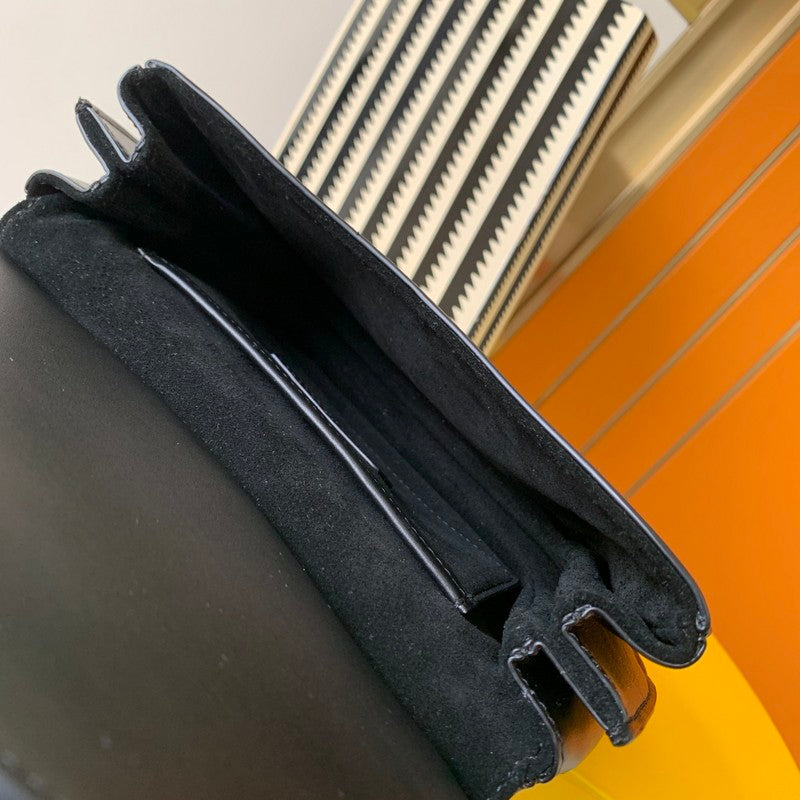 Luxurious Totes - Latest - 7994