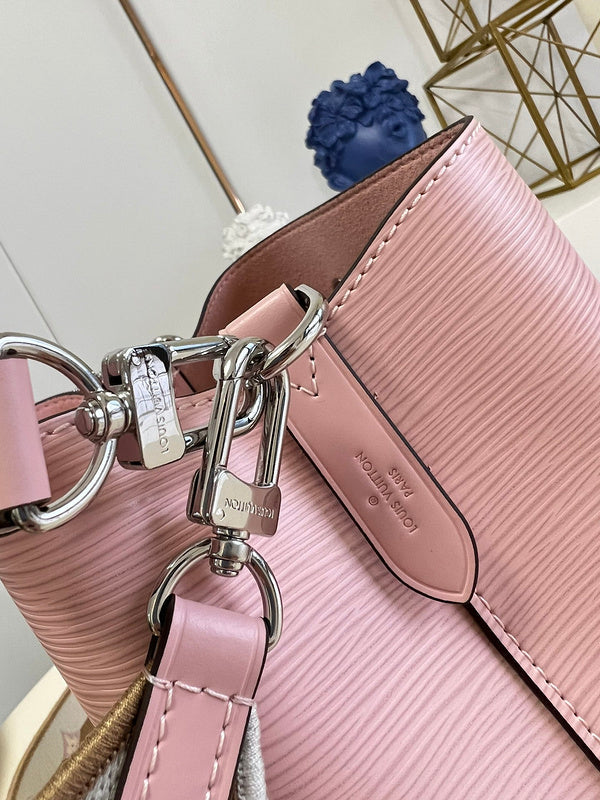 LOV - Luxurious Totes - 1318