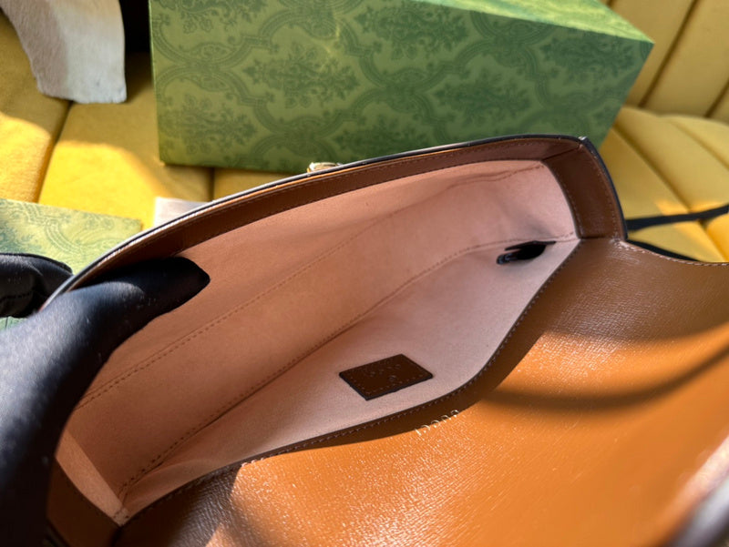 GUI - Luxurious Totes - 015