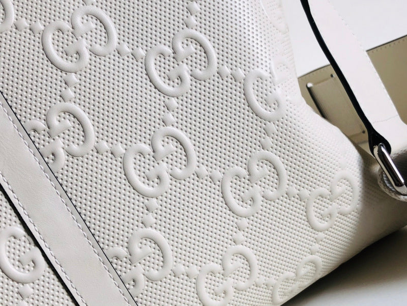 GUI - Luxurious Totes - 731