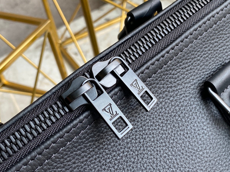 LOV - Luxurious Totes - 2288
