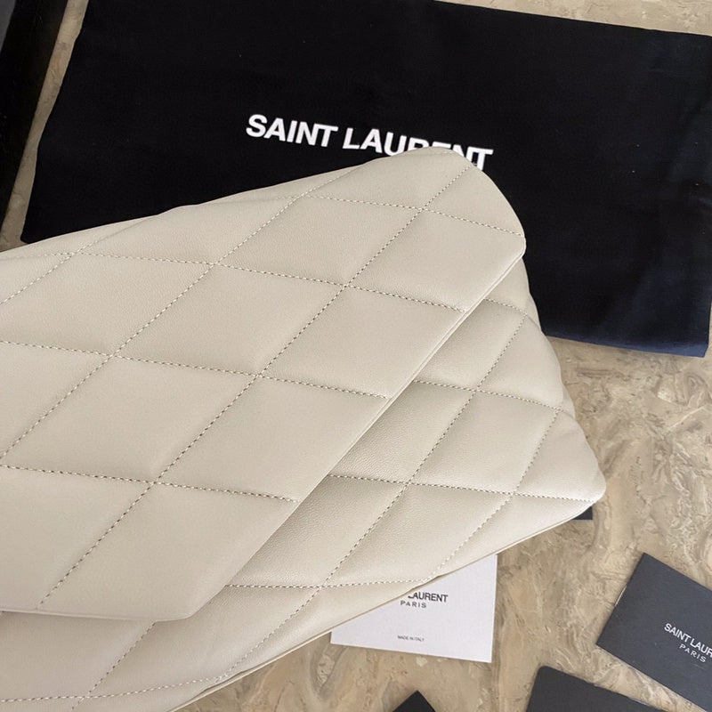 Luxurious Totes - Latest - 8911