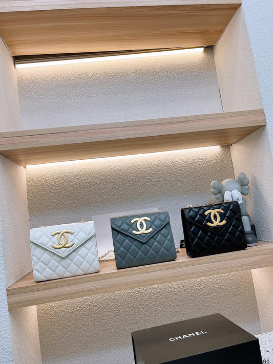 Luxurious Totes - CNL3 Bags - 401