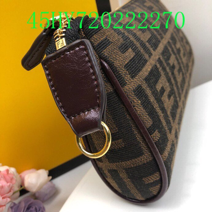 GC - Shoulder - 2858
