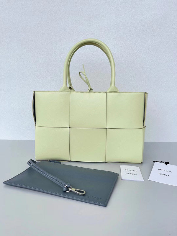 Luxurious-Totes - BV Bags - 1610