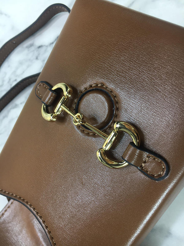 GUI - Luxurious Totes - 1099