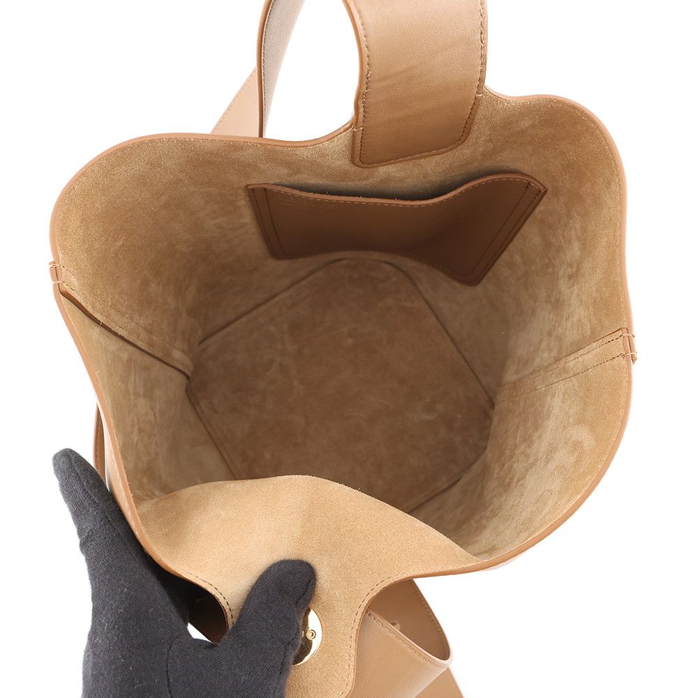 Loewe Tote Pebble Bucket Bag Sum Scarf Leather