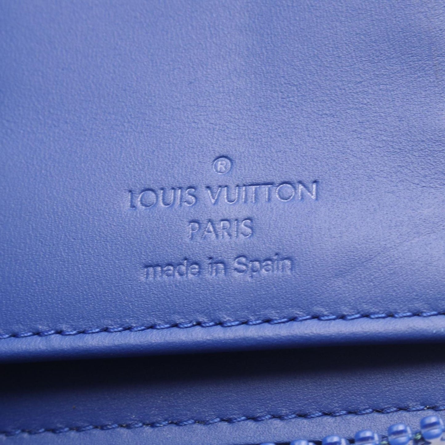 Louis Vuitton Round Wallet Zippy Vertical Monogram Taurillon Blue Leather