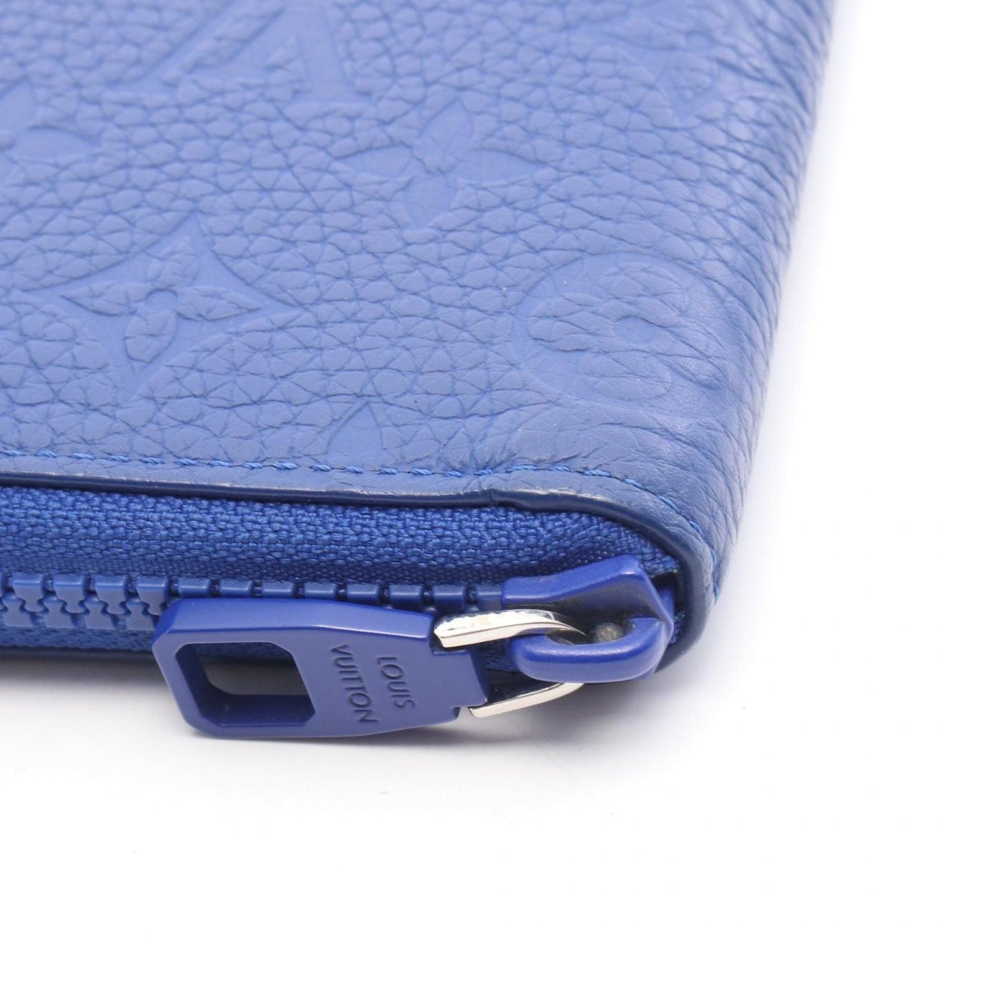 Louis Vuitton Round Wallet Zippy Vertical Monogram Taurillon Blue Leather