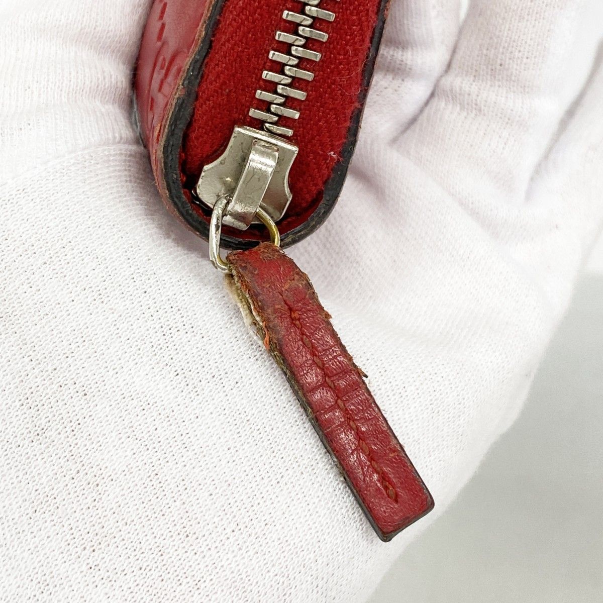 Gucci Wallet Guccissima Leather Red Silver