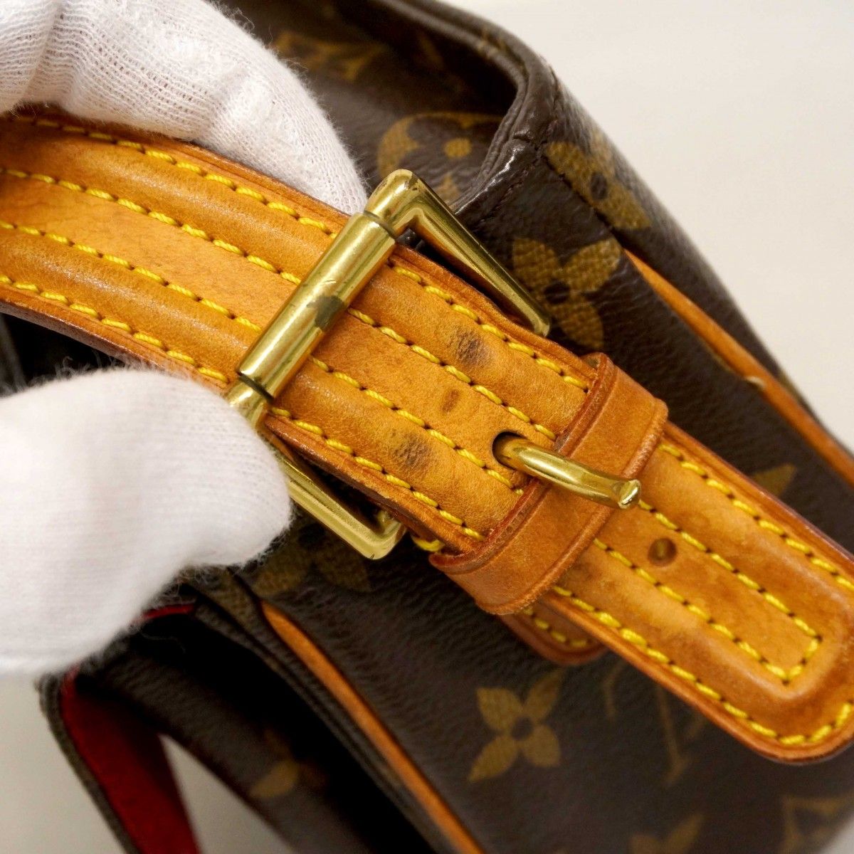 Louis Vuitton Shoulder Bag Monogram Viva Cite MM Brown