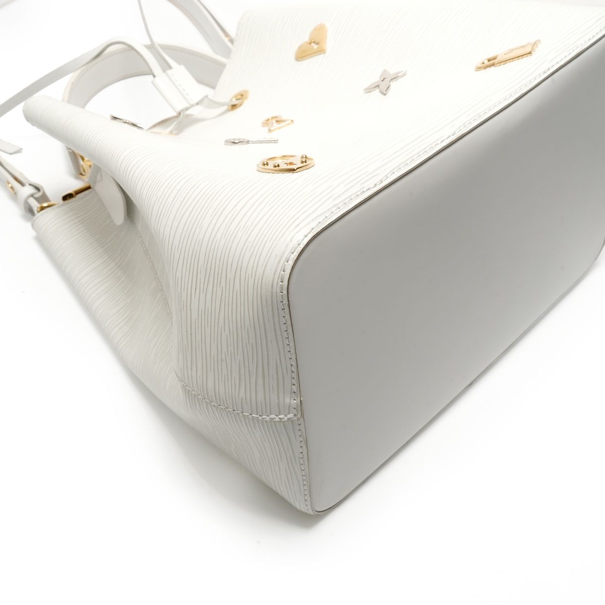 Louis Vuitton Shoulder Bag Neo Noe Lovelock Epi Blanc