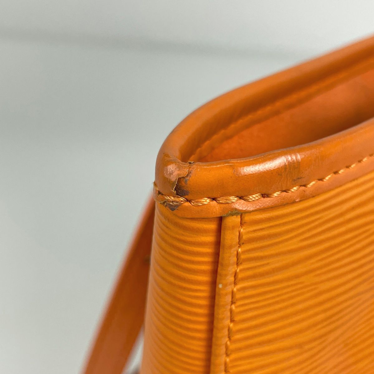 Louis Vuitton Tote Epi Mandarin