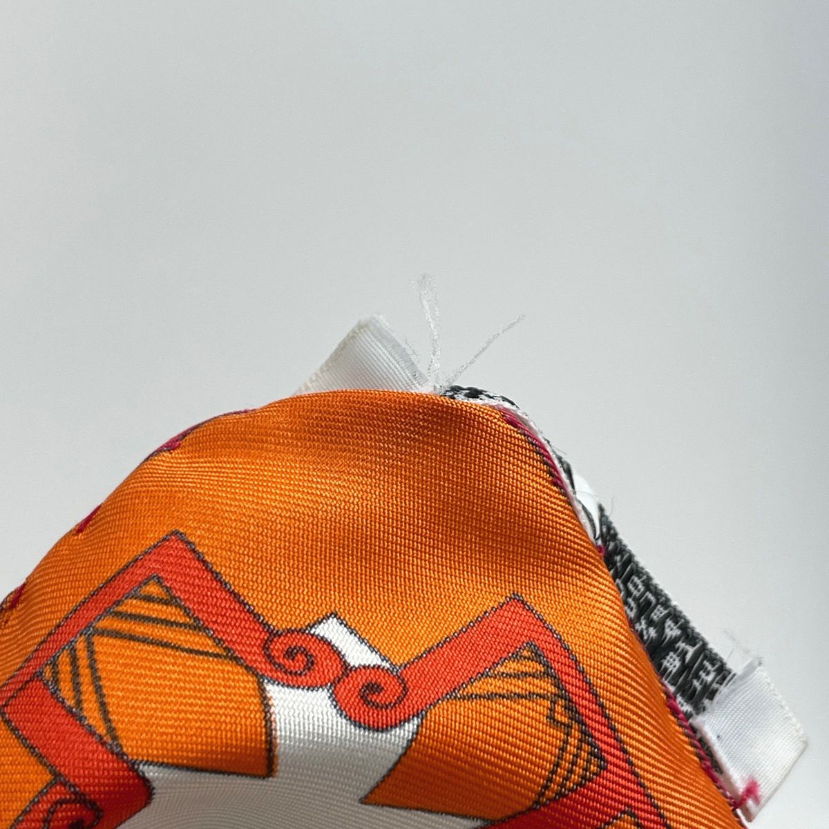 Hermes Carre 90 Astres Es Soleils Celestial Bodies and the Sun Ethnic Scarf