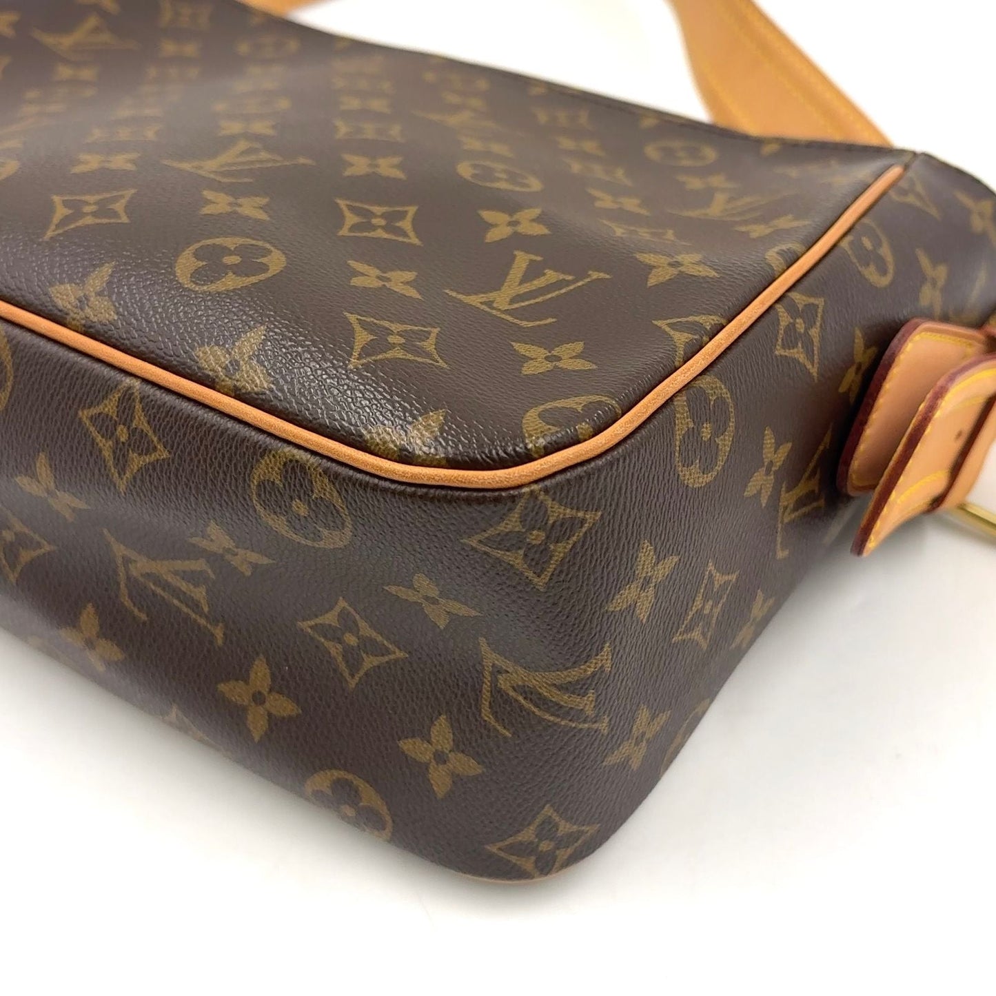 Louis Vuitton Viva Cite GM Monogram Leather Brown Shoulder Bag Gold