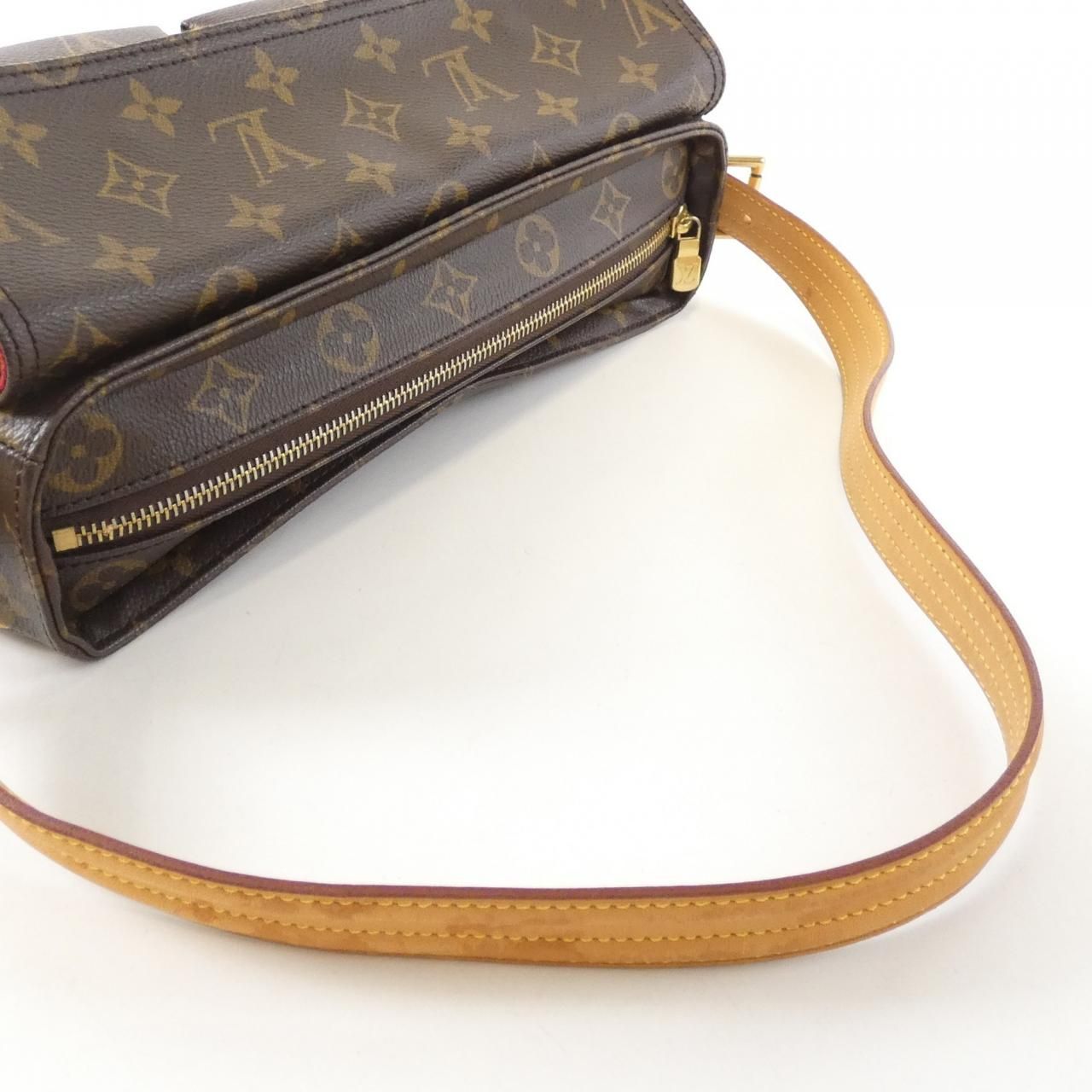 Louis Vuitton Monogram Viva-Cite MM Shoulder Bag