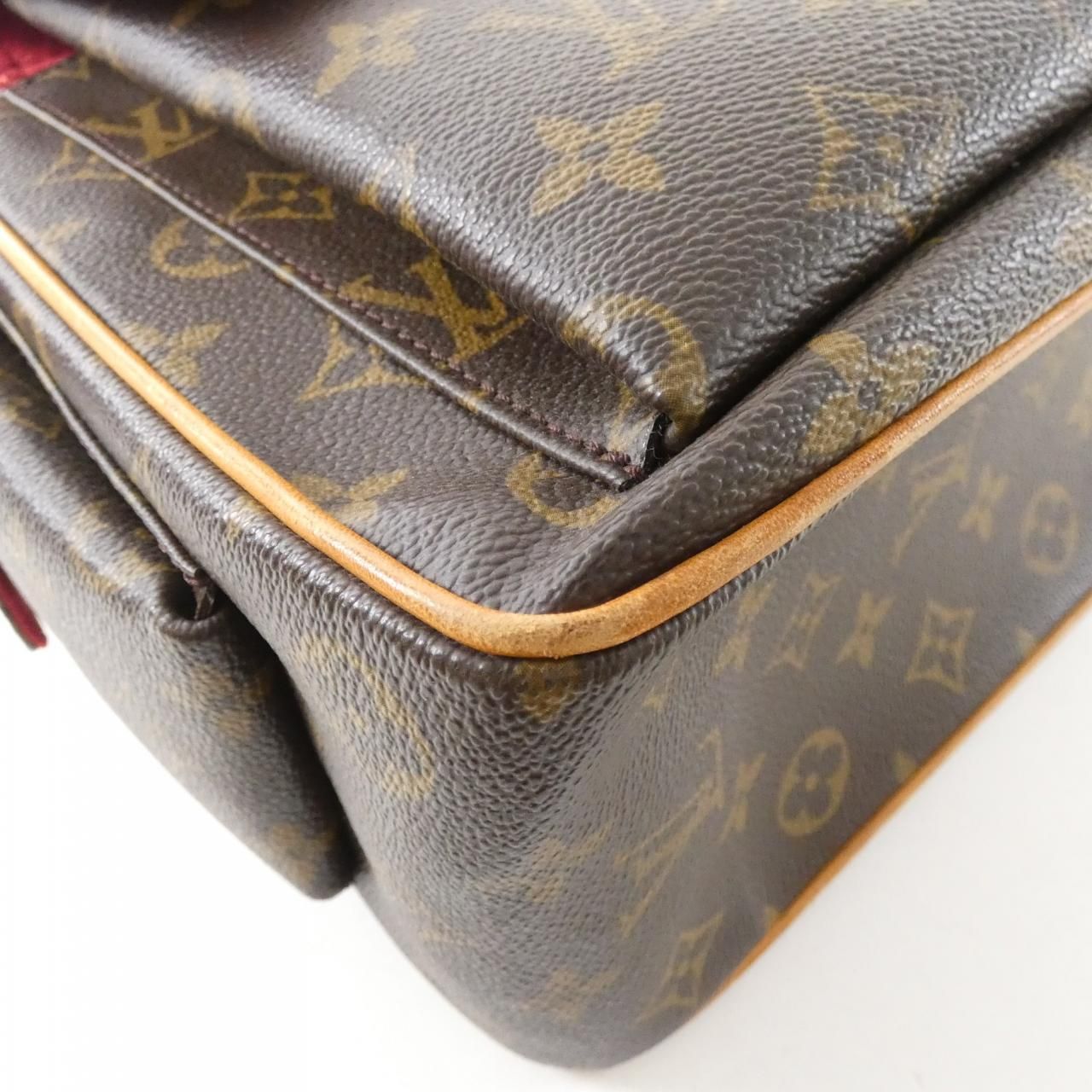 Louis Vuitton Monogram Multipli-Cite Bag