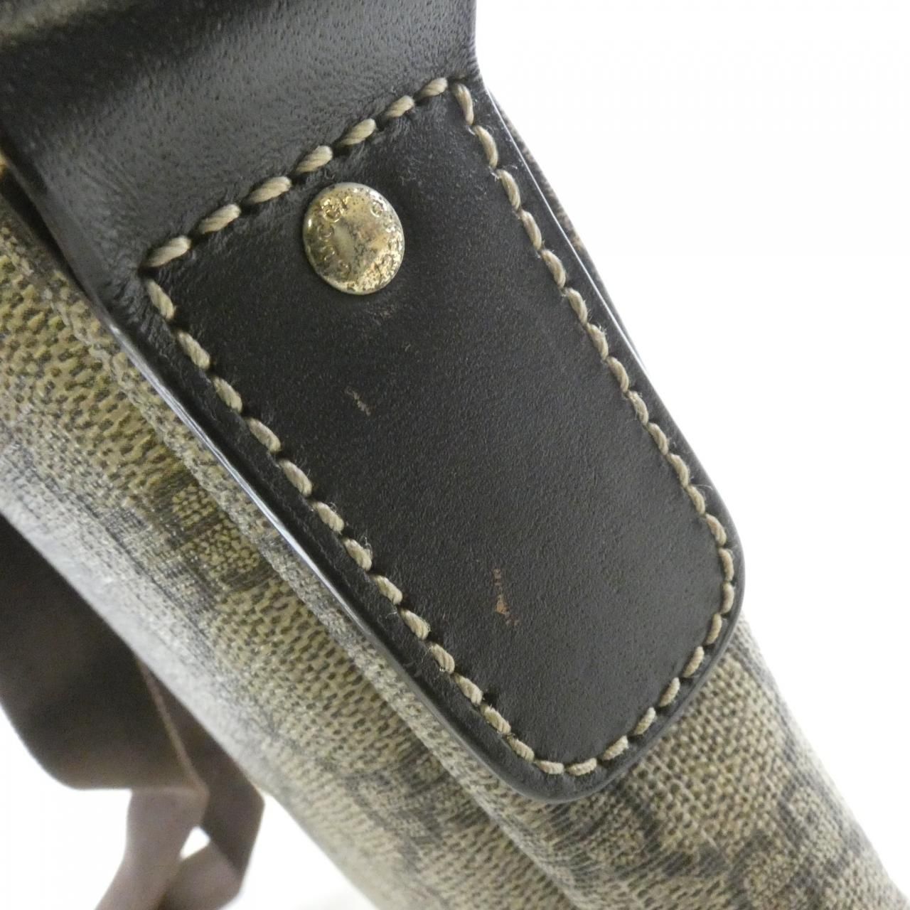 Gucci Shoulder Bag Beige