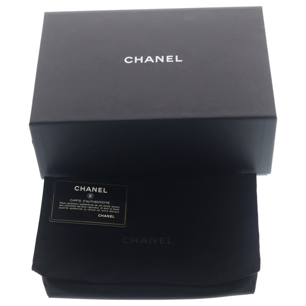 Chanel 19 CC Logo Lambskin Chain Shoulder Bag Navy Gd