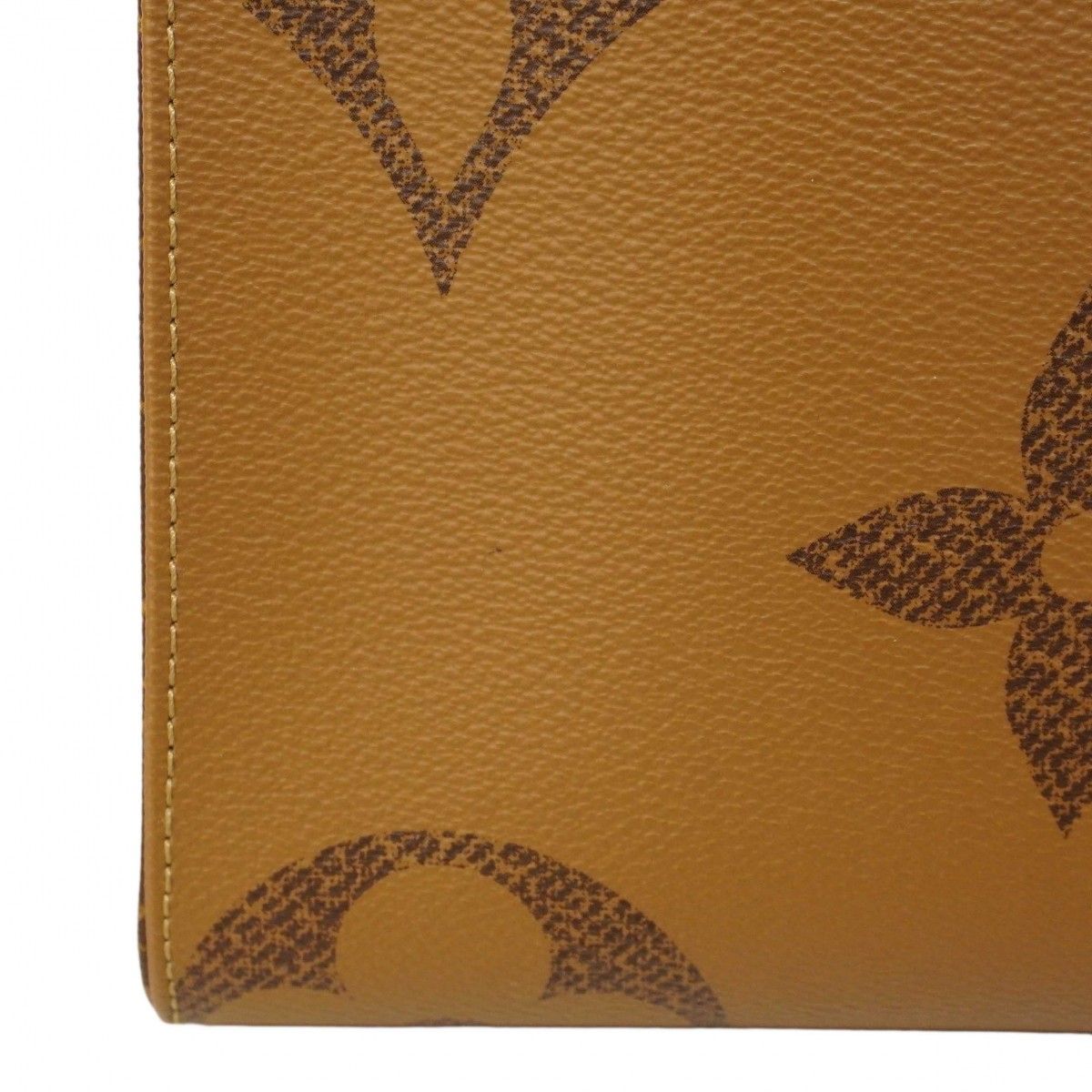 Louis Vuitton Tote Monogram Giant Reverse On The Go MM Brown 2-Way